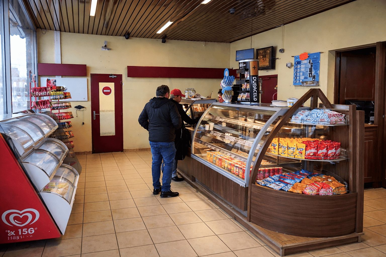 espace de vente station service avant agencement optimisation circulation client libre service magasin